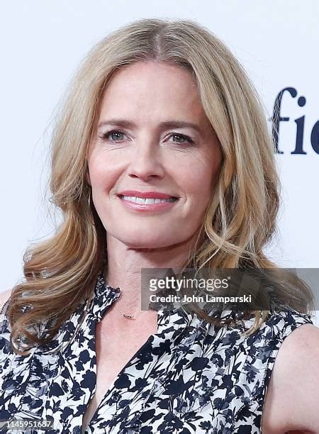 1,225 Elisabeth Shue Photos Stock Photos and High。